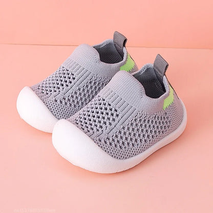 The Comfy, Wide Barefoot Shoes Toddlers Actually Want to Wear