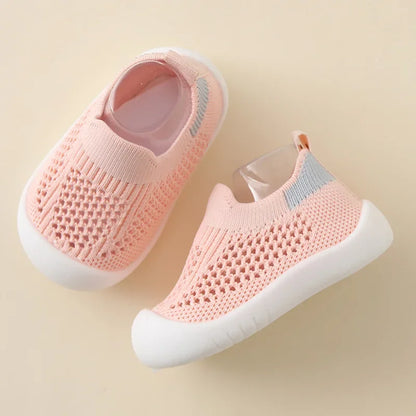 The Comfy, Wide Barefoot Shoes Toddlers Actually Want to Wear