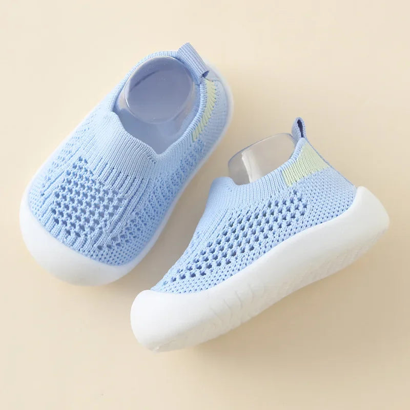 The Comfy, Wide Barefoot Shoes Toddlers Actually Want to Wear
