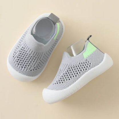 The Comfy, Wide Barefoot Shoes Toddlers Actually Want to Wear